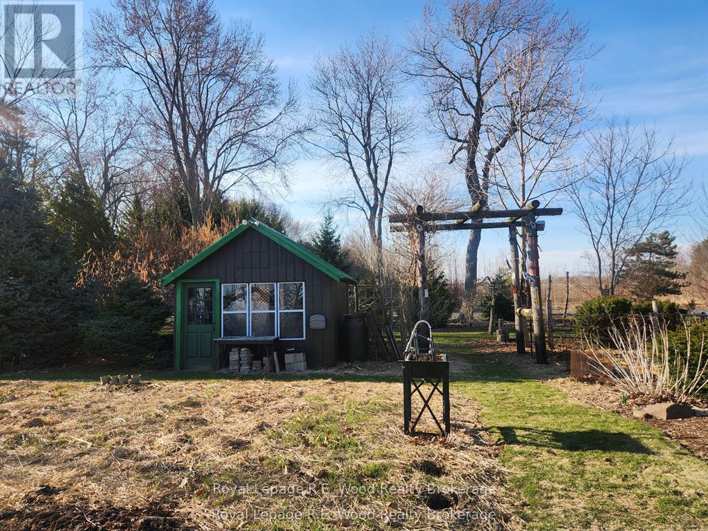 1806 LAKESHORE ROAD - 26