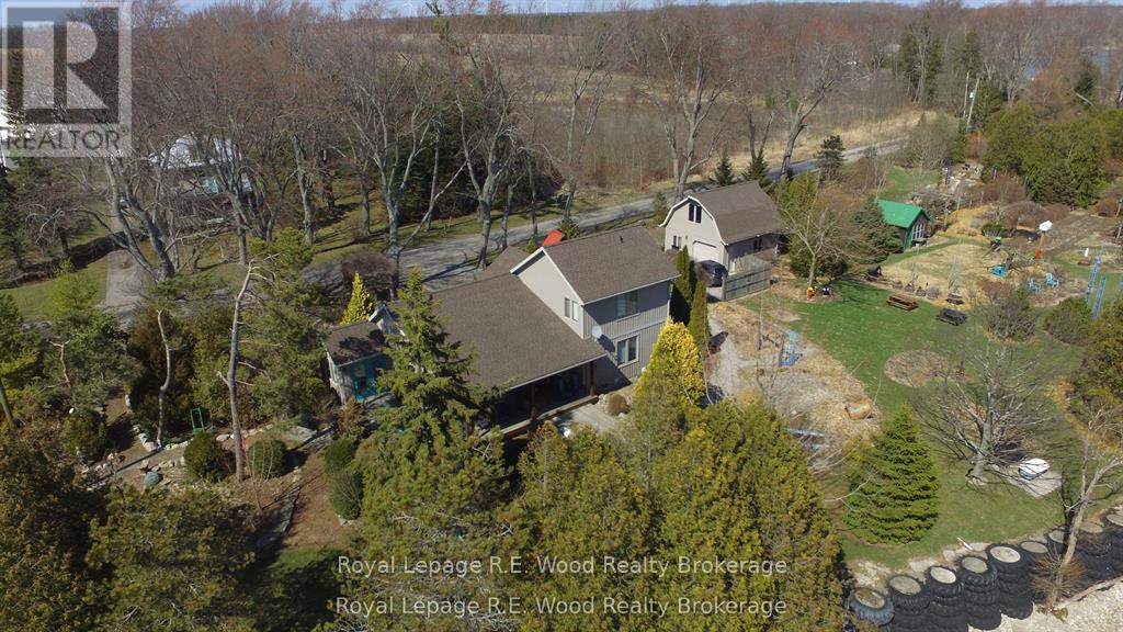 1806 LAKESHORE ROAD - 5