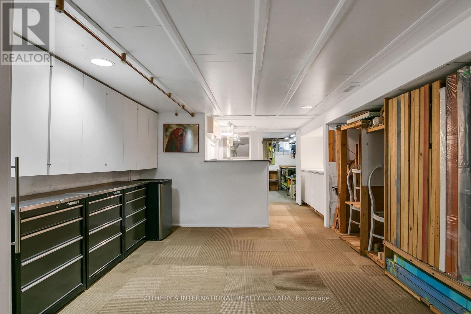 460 WELLESLEY STREET E - 34