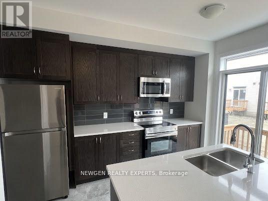 3 Bed, 3 Bath House for Rent in Ottawa – 191 INVENTION BOULEVARD, Ottawa – MLS# X13427224 - Image 11