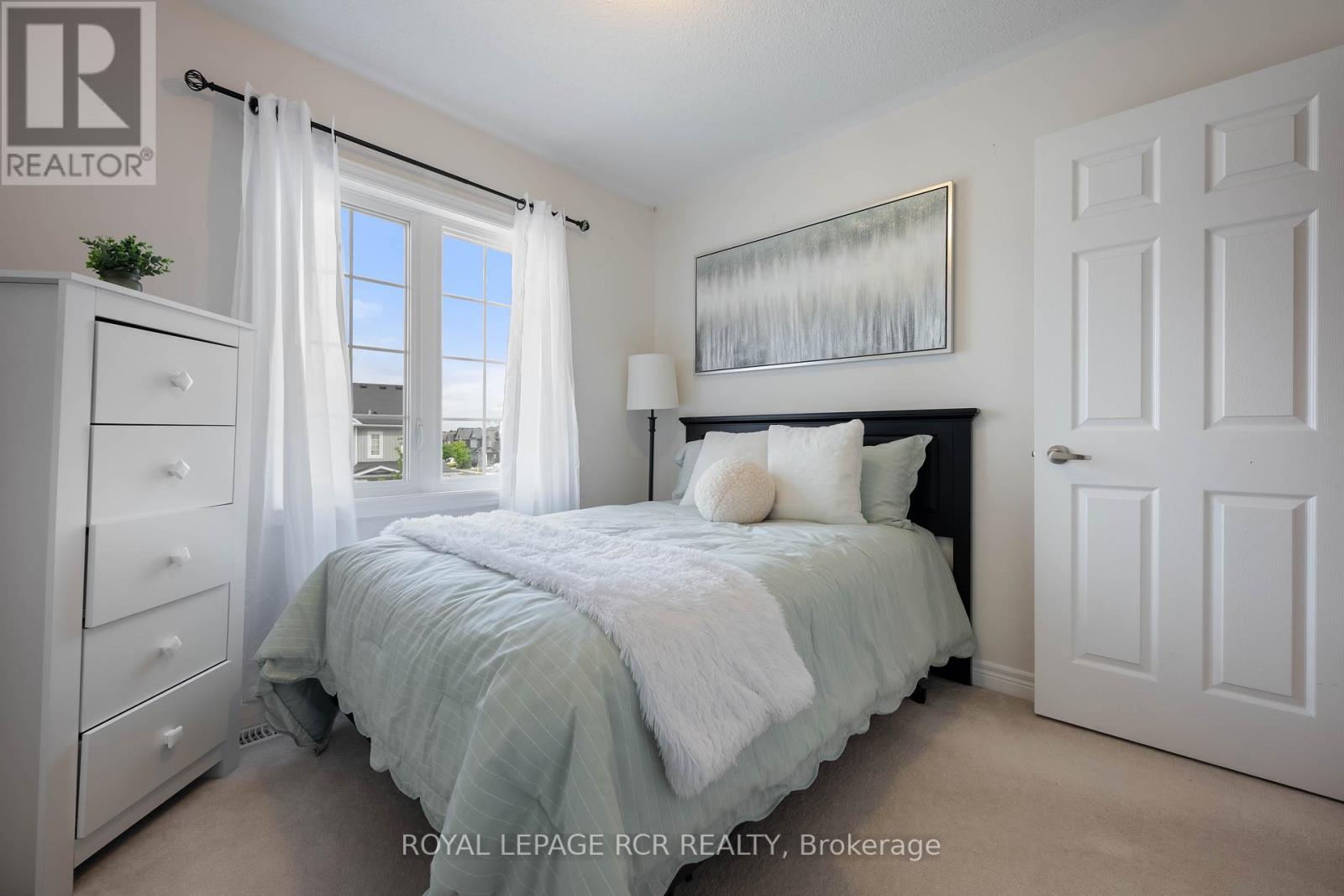 829 COOK CRESCENT - Image 13