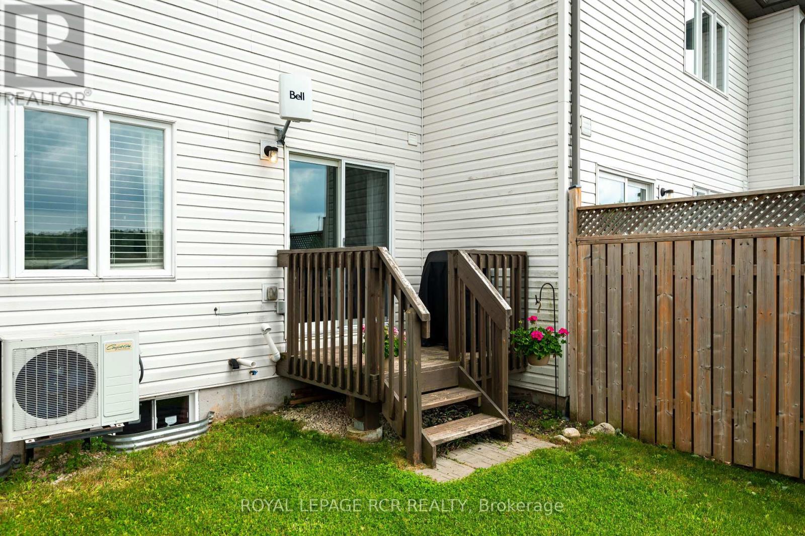 829 COOK CRESCENT - Image 19