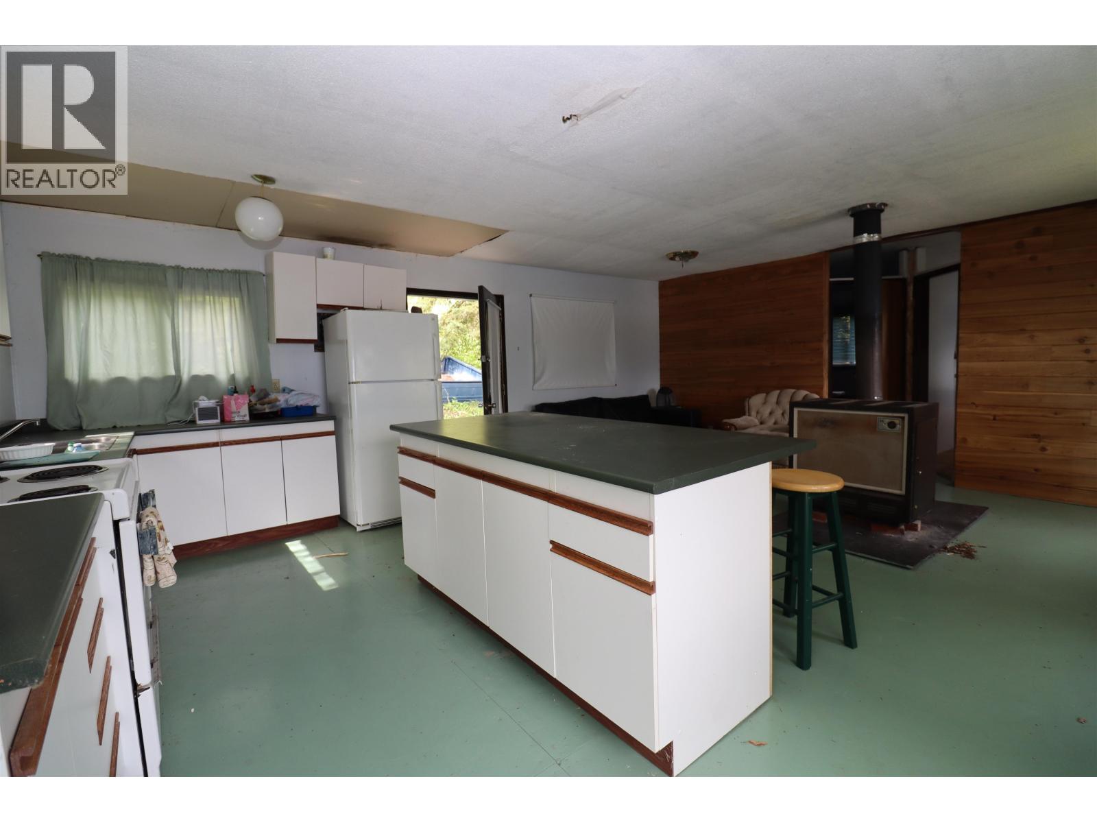 1661 SIMON BAY ROAD - 5