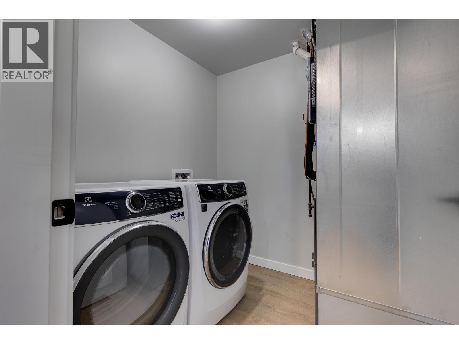 1183-1187 N BLACKBURN ROAD - 30
