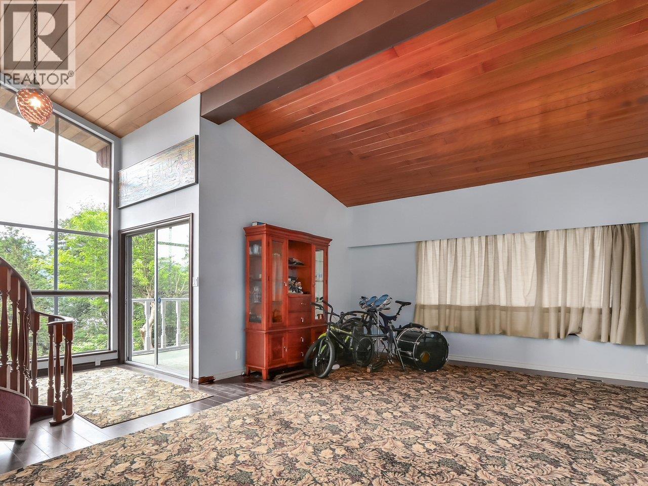 2337 ST GEORGE STREET, Port Moody