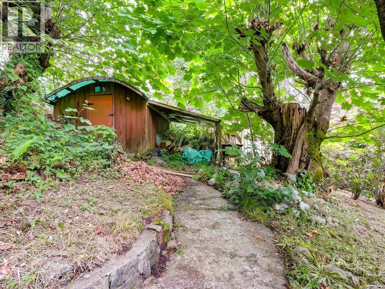 2337 ST GEORGE STREET, Port Moody