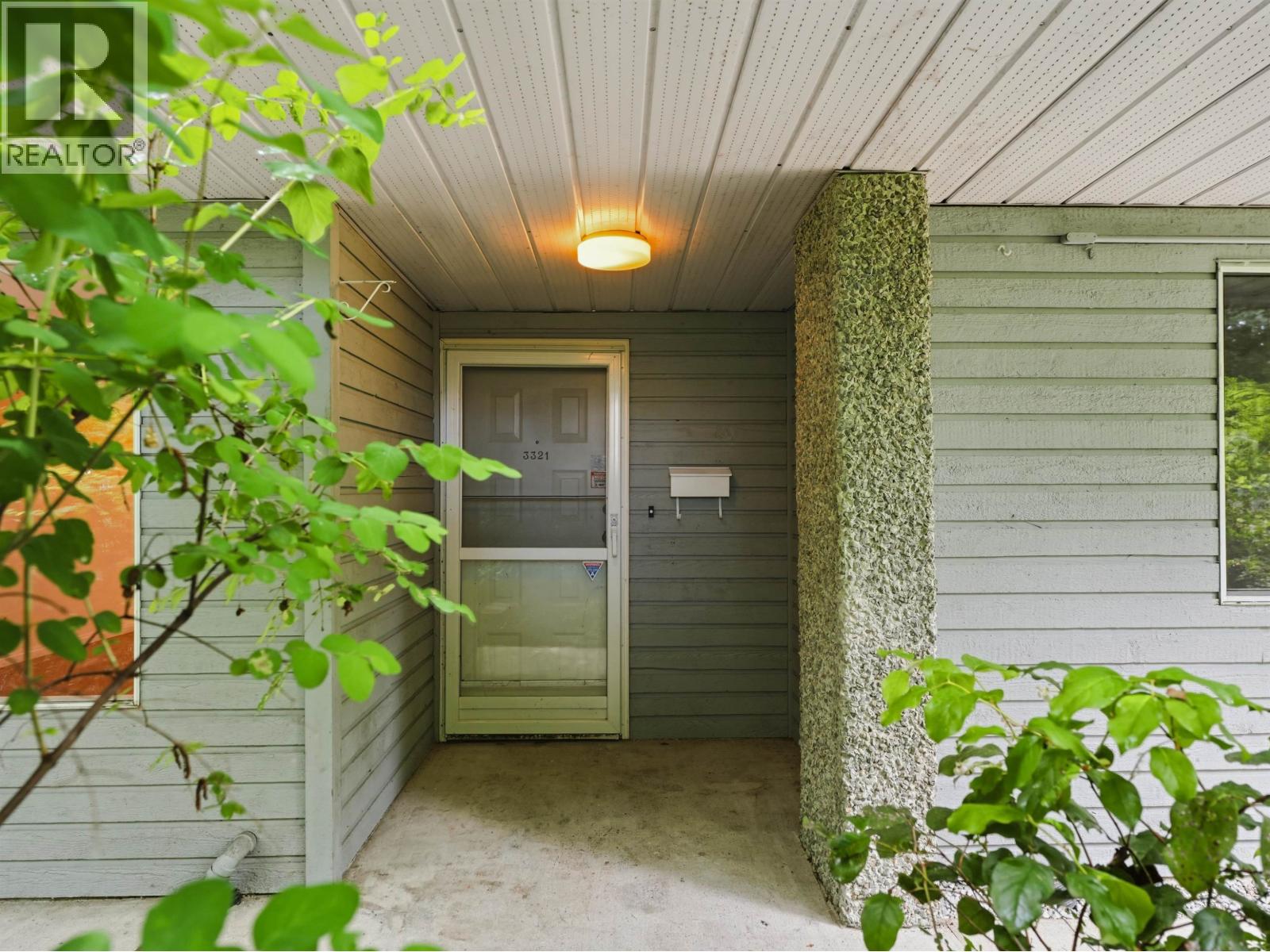 3321 MARQUETTE CRESCENT — photo 2