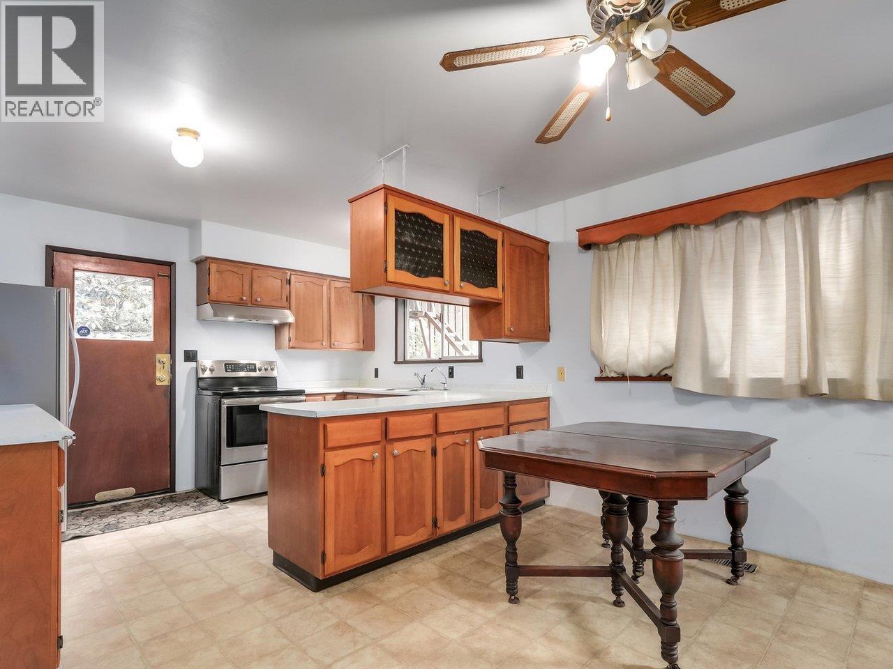 2337 ST GEORGE STREET, Port Moody