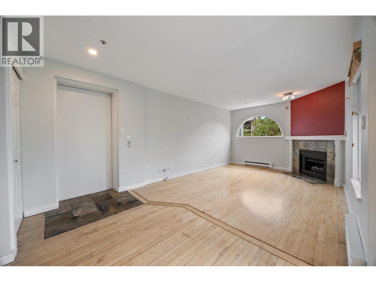 201 1868 W 8TH AVENUE — photo 3