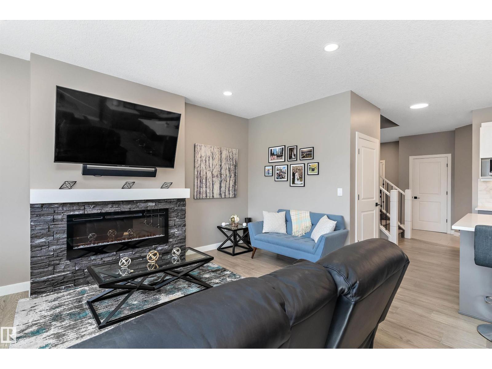 2072 GRAYDON HILL CR SW — photo 16