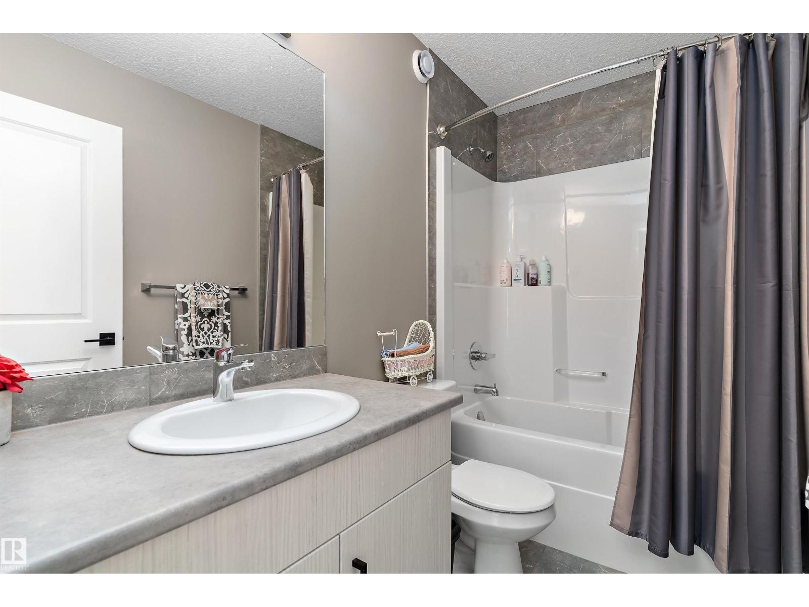 2072 GRAYDON HILL CR SW — photo 23