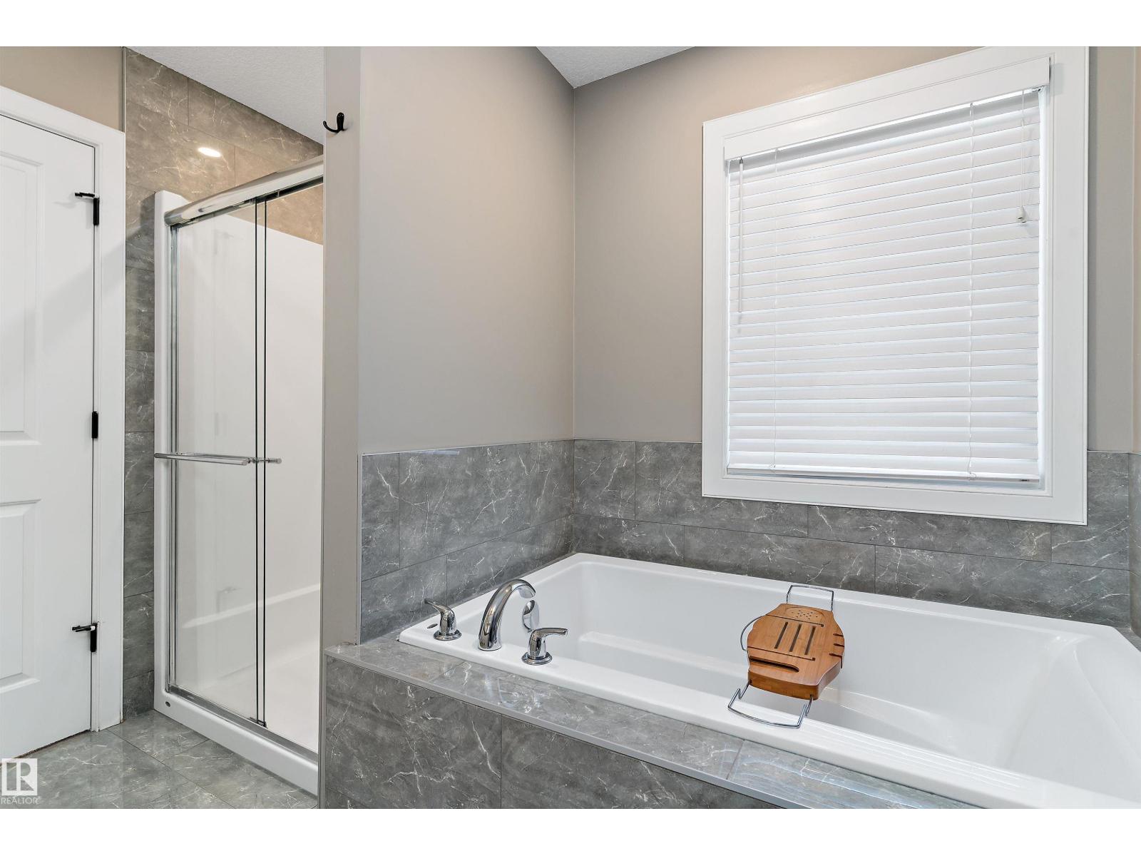 2072 GRAYDON HILL CR SW — photo 26