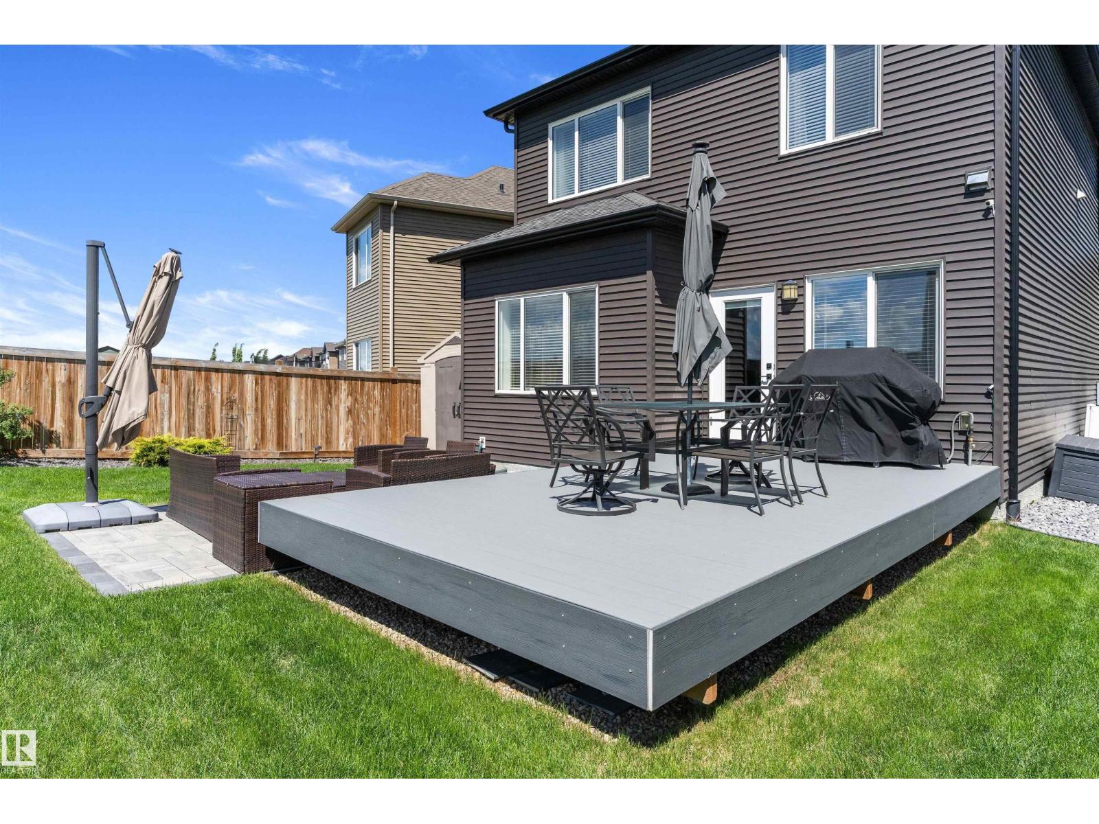 2072 GRAYDON HILL CR SW — photo 40