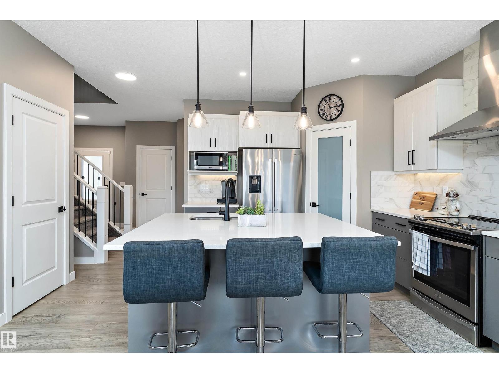 2072 GRAYDON HILL CR SW — photo 9