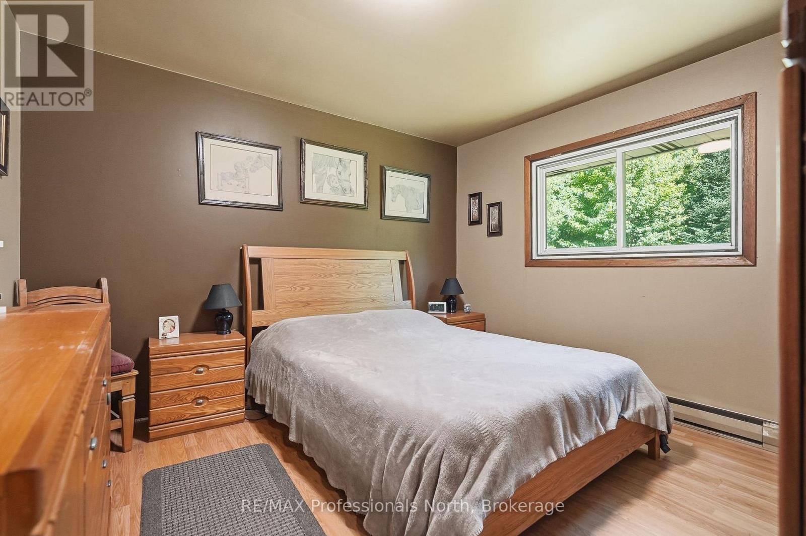 329 WASEOSA LAKE ROAD N - Image 11