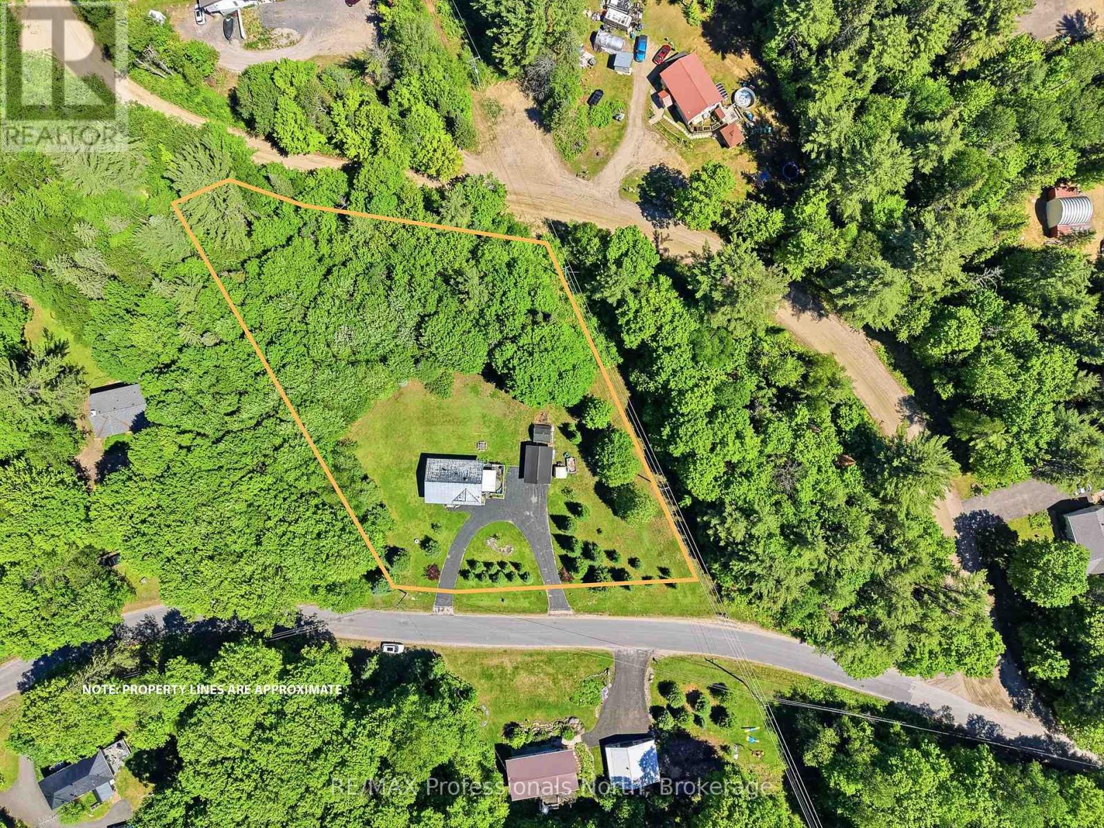 329 WASEOSA LAKE ROAD N - Image 3