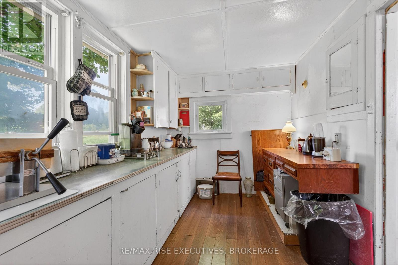 16 WESTPORT ROAD - 12
