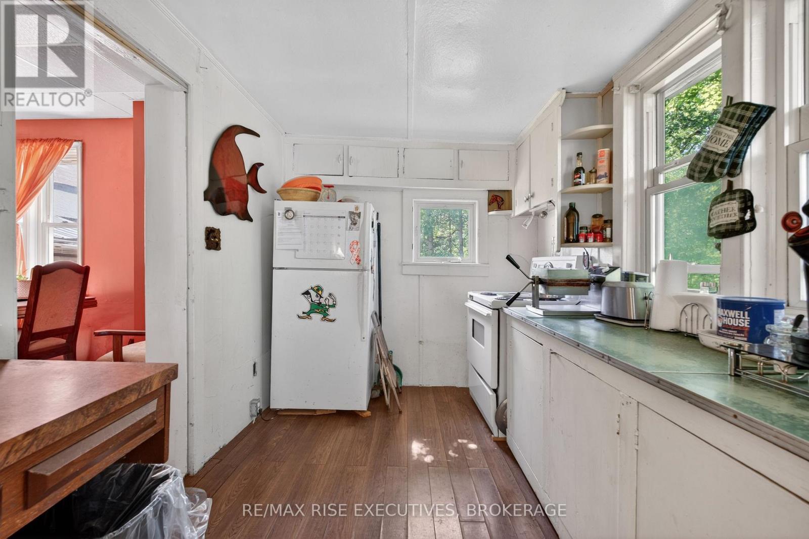 16 WESTPORT ROAD - 13