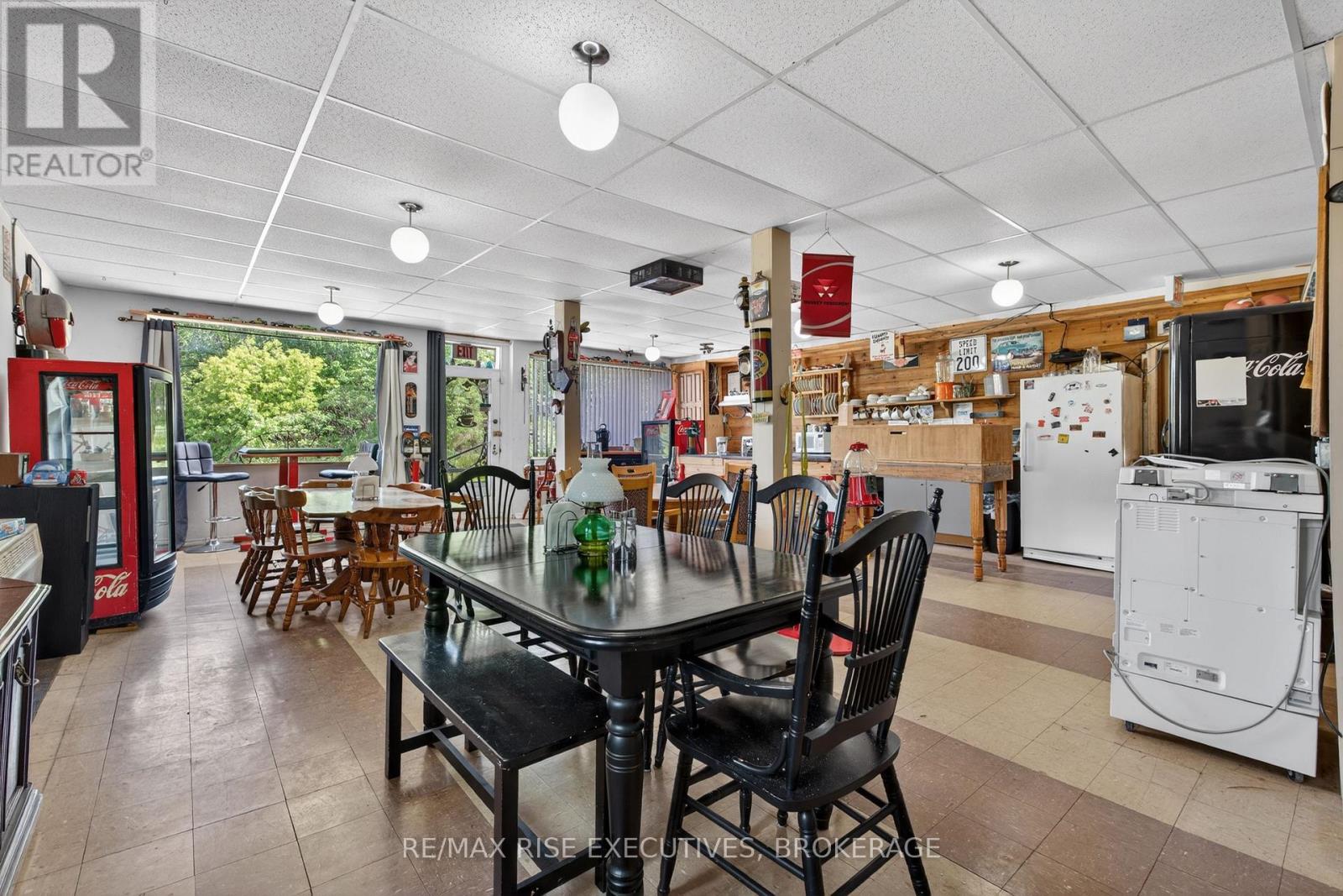 16 WESTPORT ROAD - 26