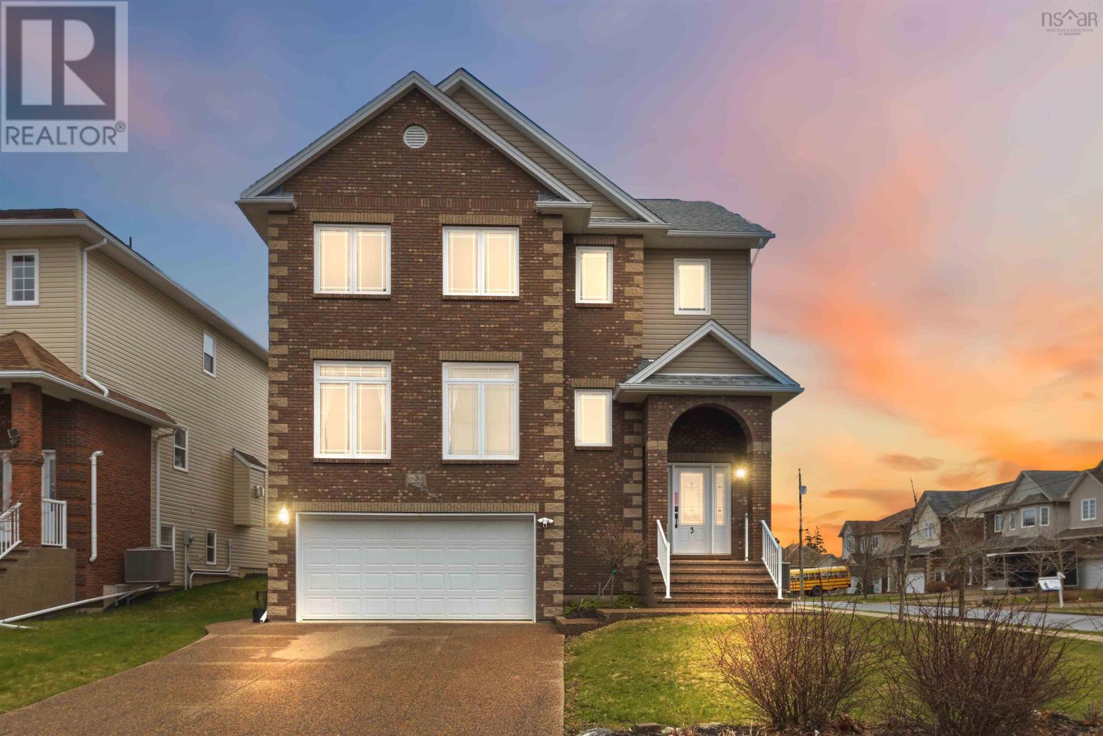 3 Sedgewick Place - 3