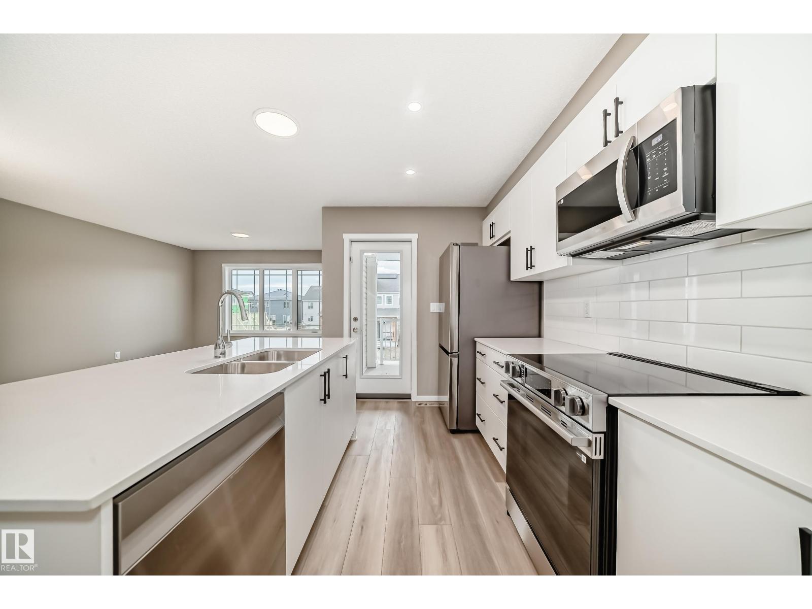 20415 16 AV NW - 18