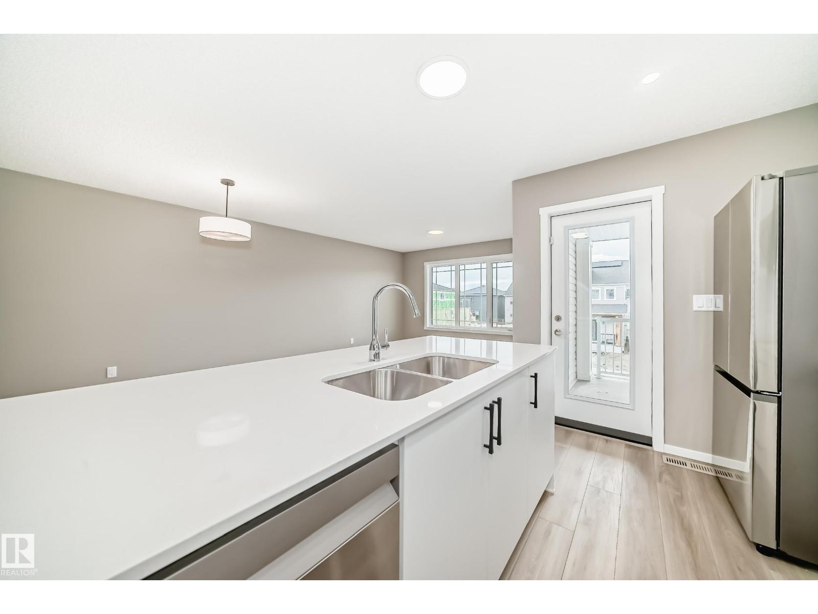 20415 16 AV NW - 16
