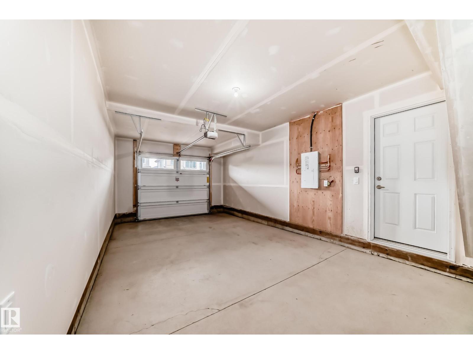 20415 16 AV NW - 52
