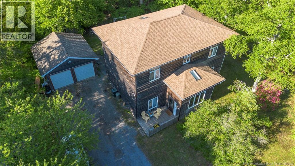 13 Iona Avenue - 2