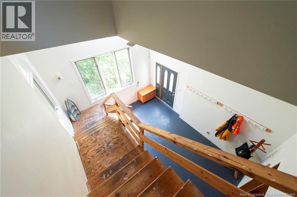 13 Iona Avenue - 14