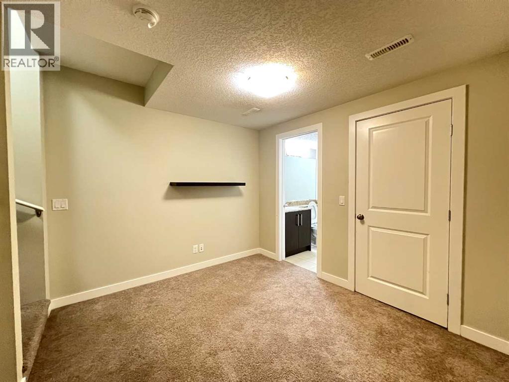 #2103 333 Taralake Way NE - 22