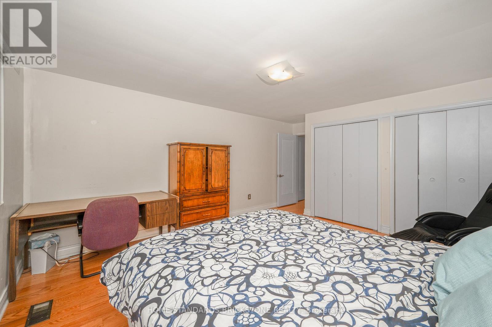 72 MOUNTAIN AVENUE N - 20