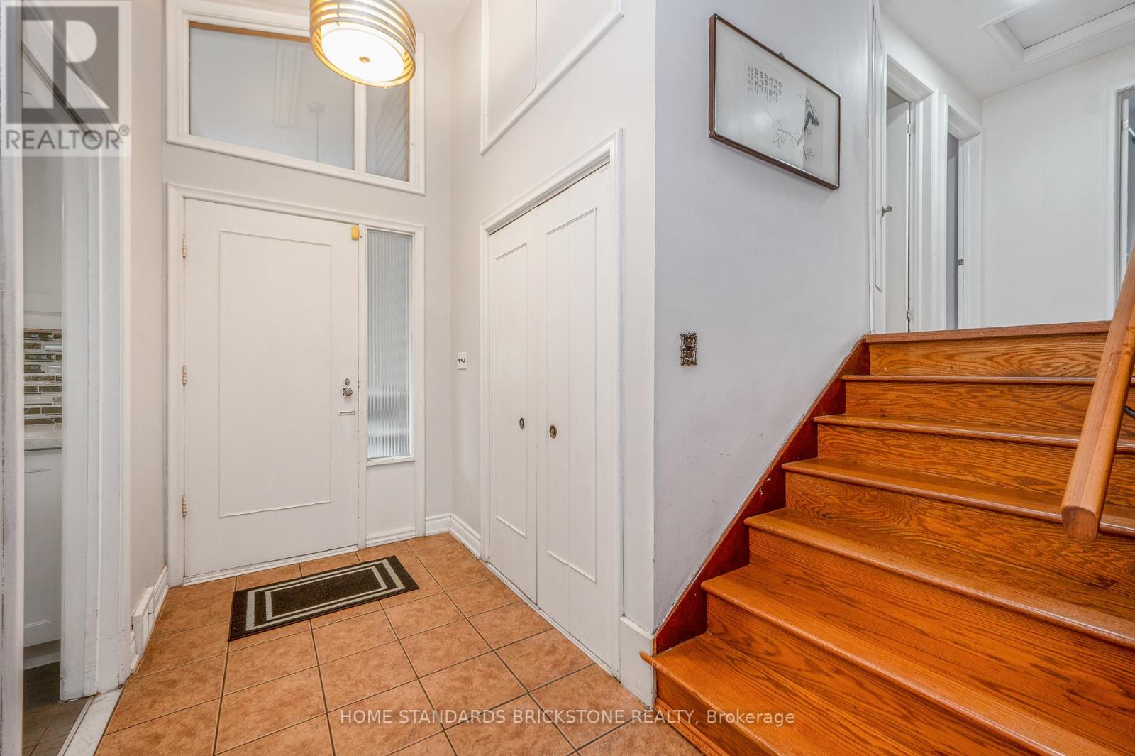 72 MOUNTAIN AVENUE N - 6