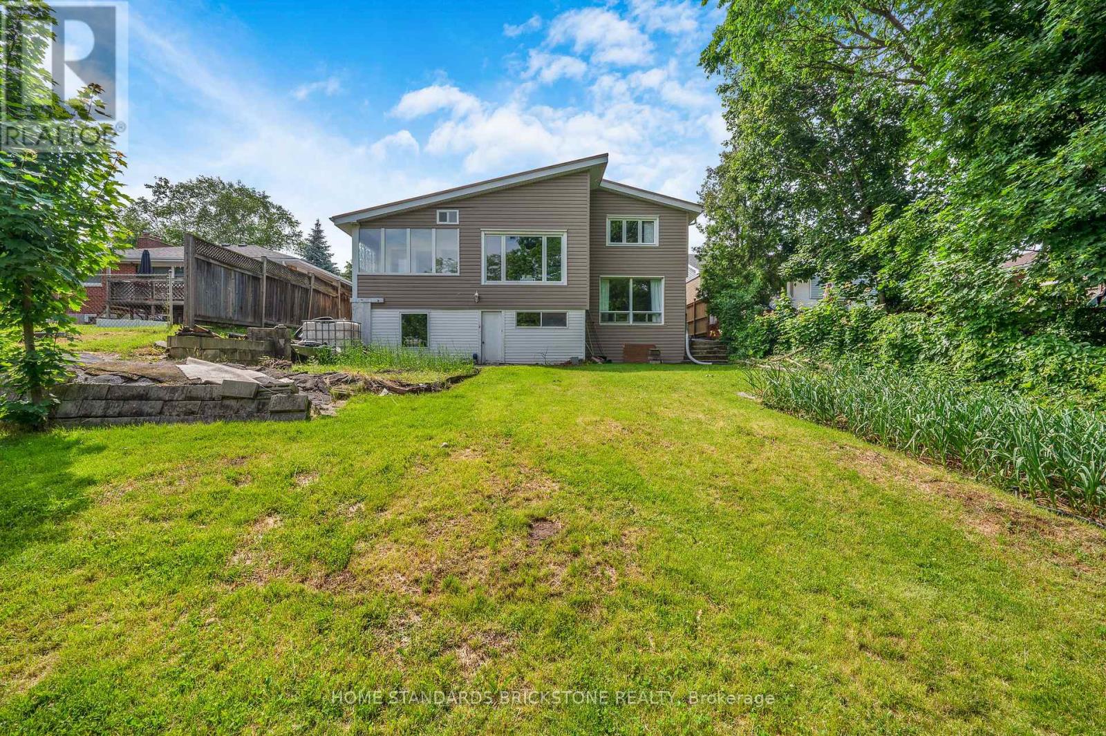 72 MOUNTAIN AVENUE N - 39