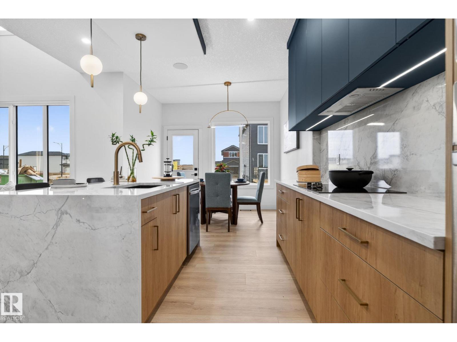 1707 47 ST SW - 12