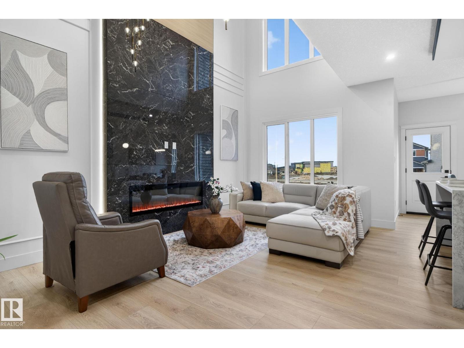 1707 47 ST SW - 4