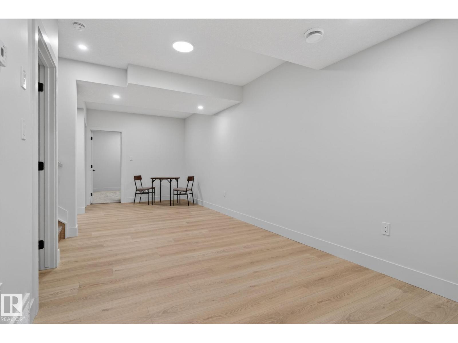 1707 47 ST SW - 67