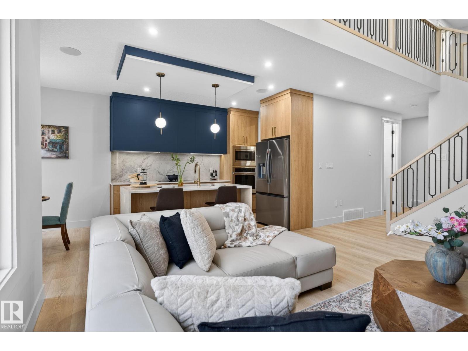 1707 47 ST SW - 8