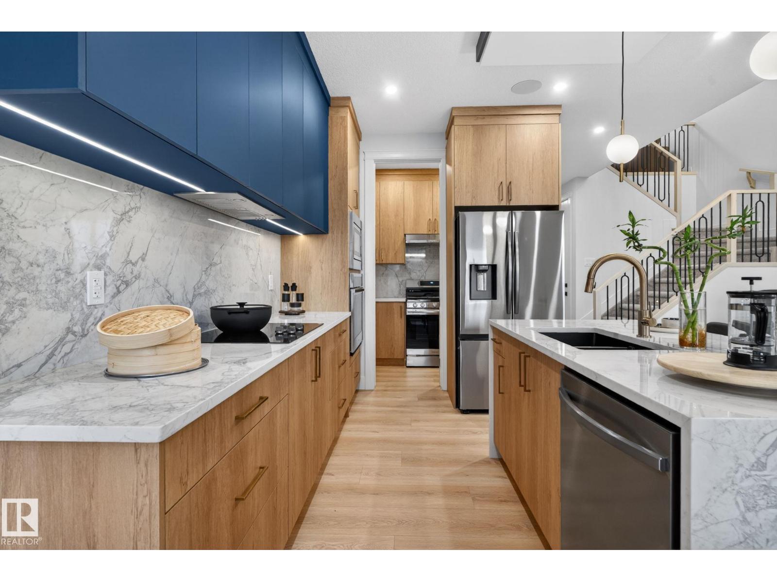 1707 47 ST SW - 16