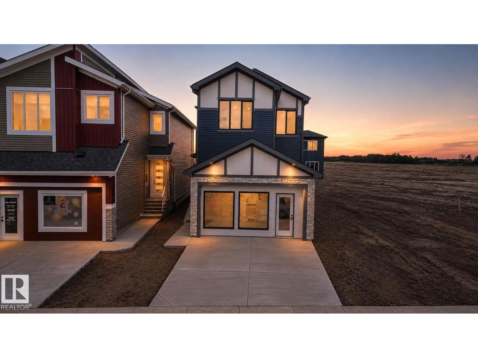 1707 47 ST SW - 2