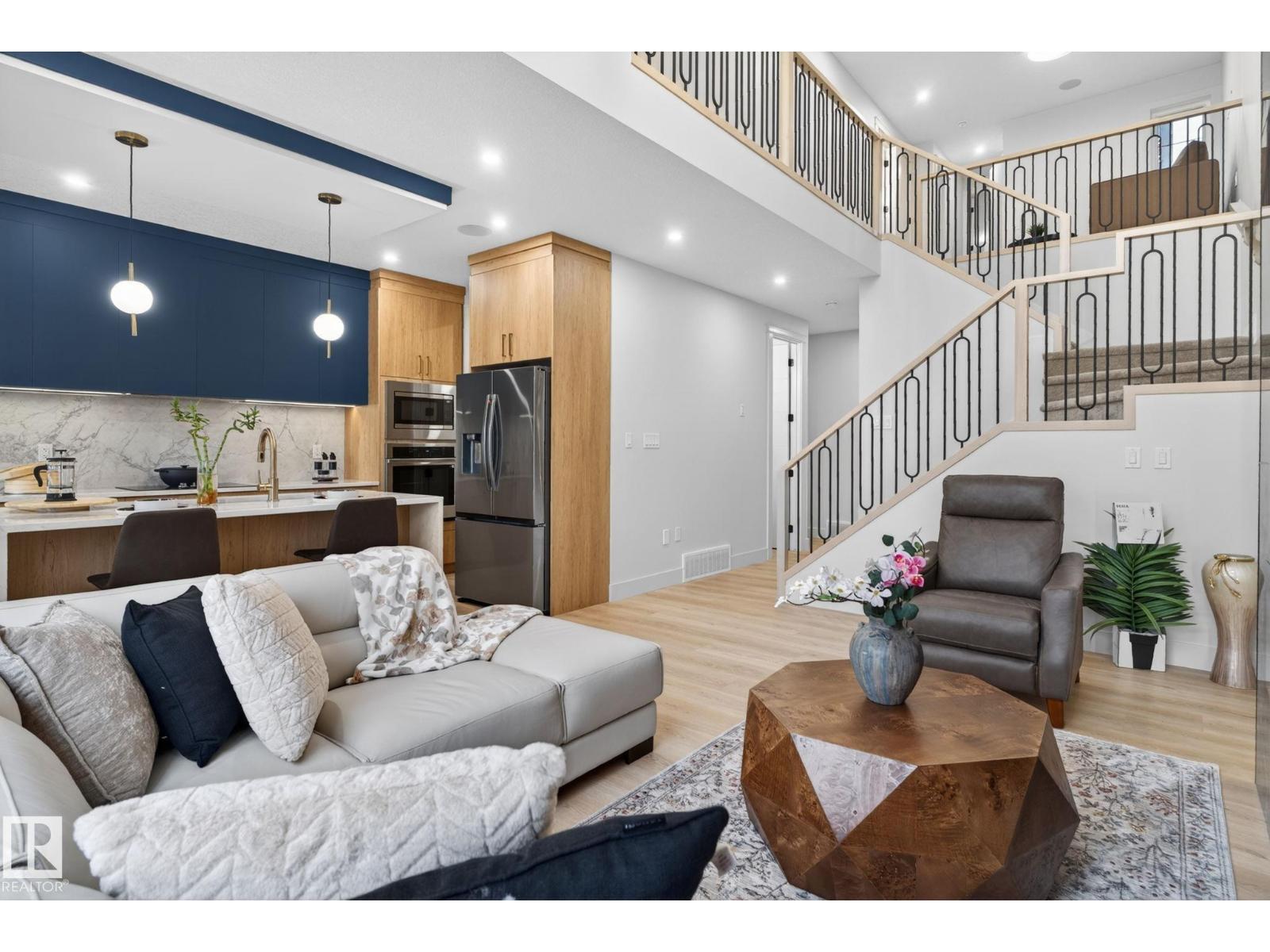 1707 47 ST SW - 9