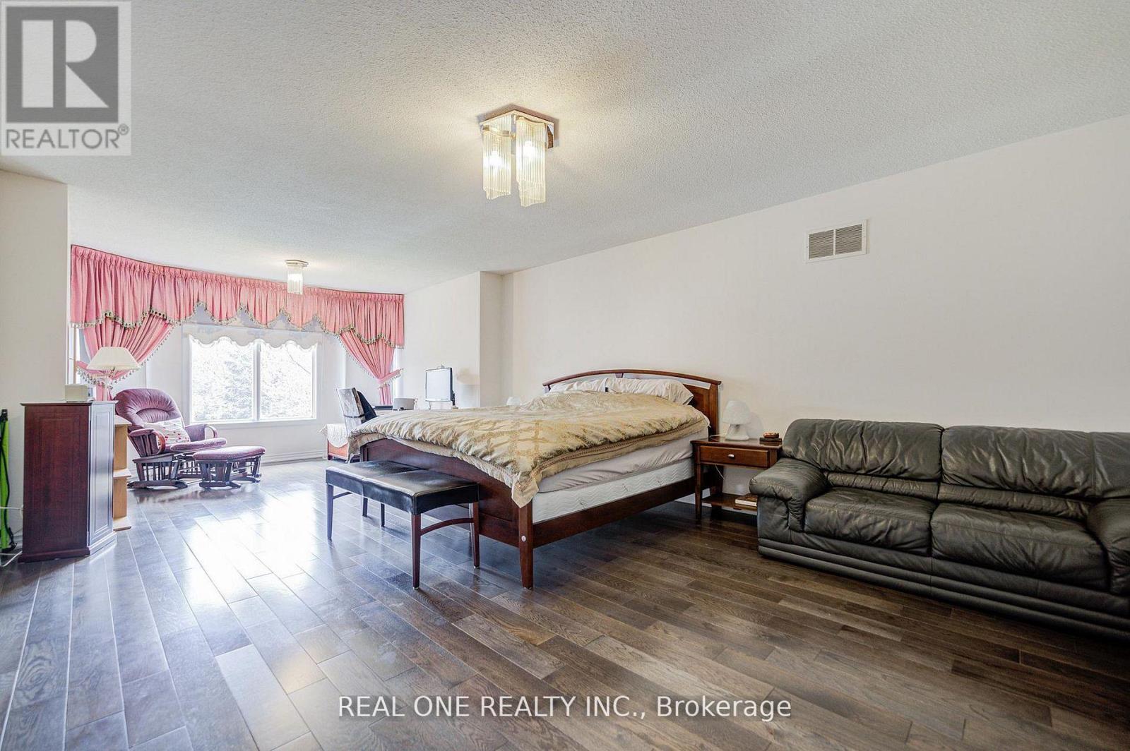 261 MCKEE AVENUE - 15