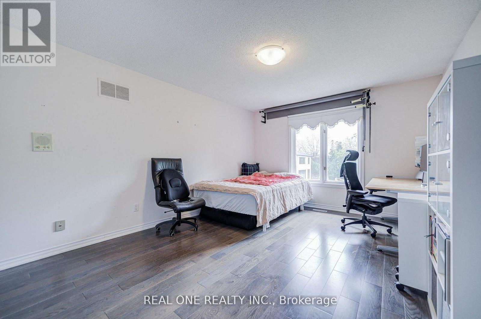 261 MCKEE AVENUE - 21