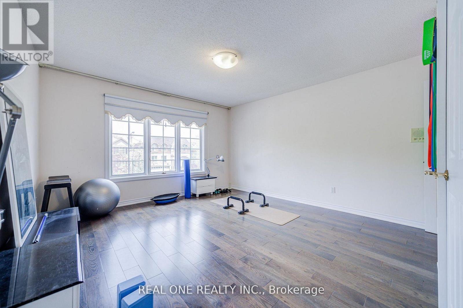 261 MCKEE AVENUE - 22
