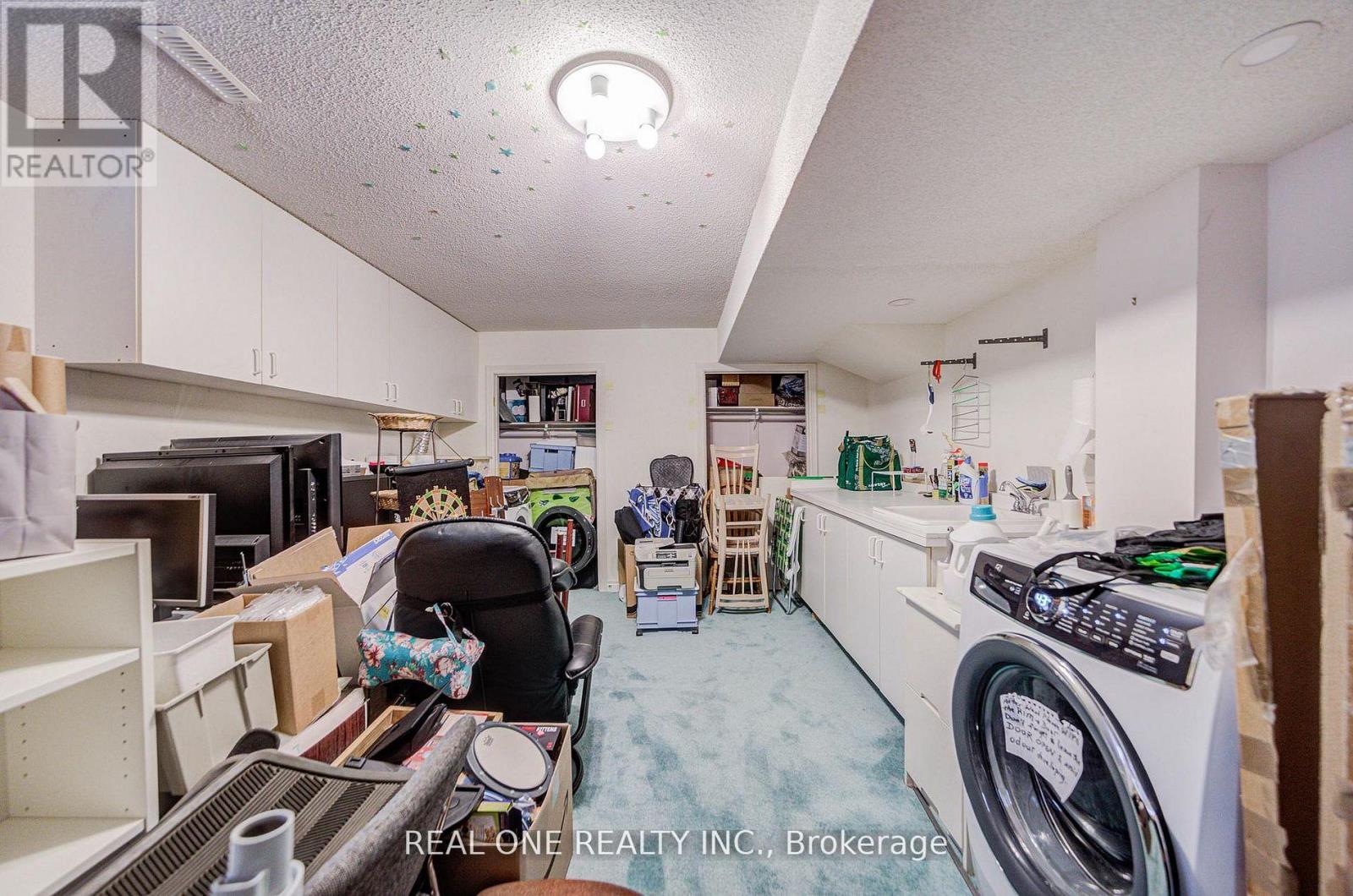 261 MCKEE AVENUE - 25