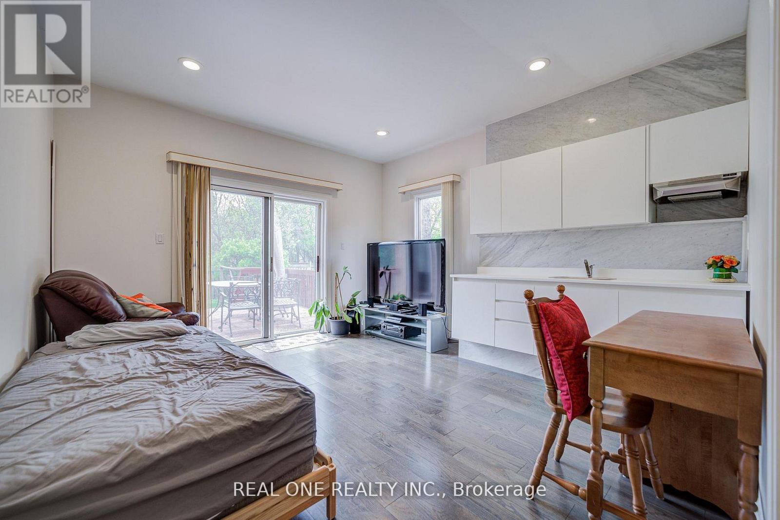 261 MCKEE AVENUE - 27