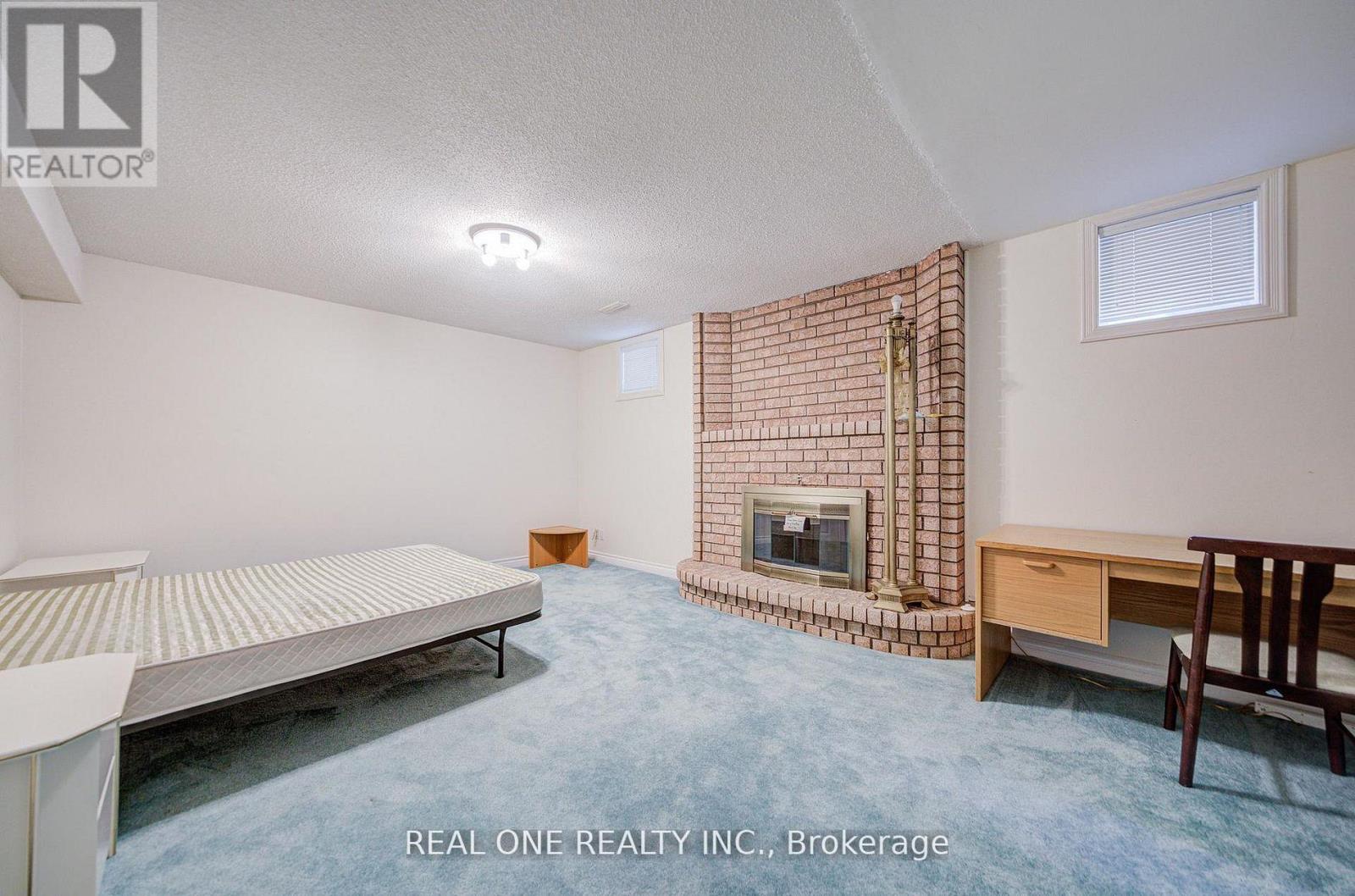 261 MCKEE AVENUE - 32