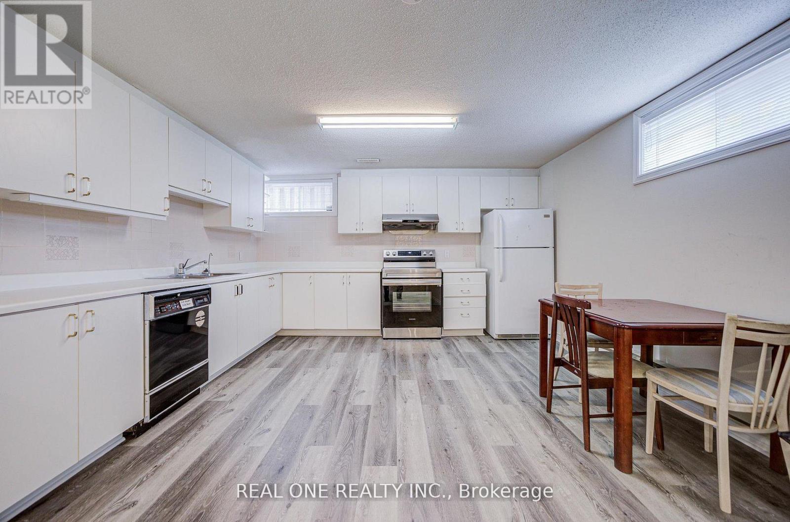 261 MCKEE AVENUE - 33