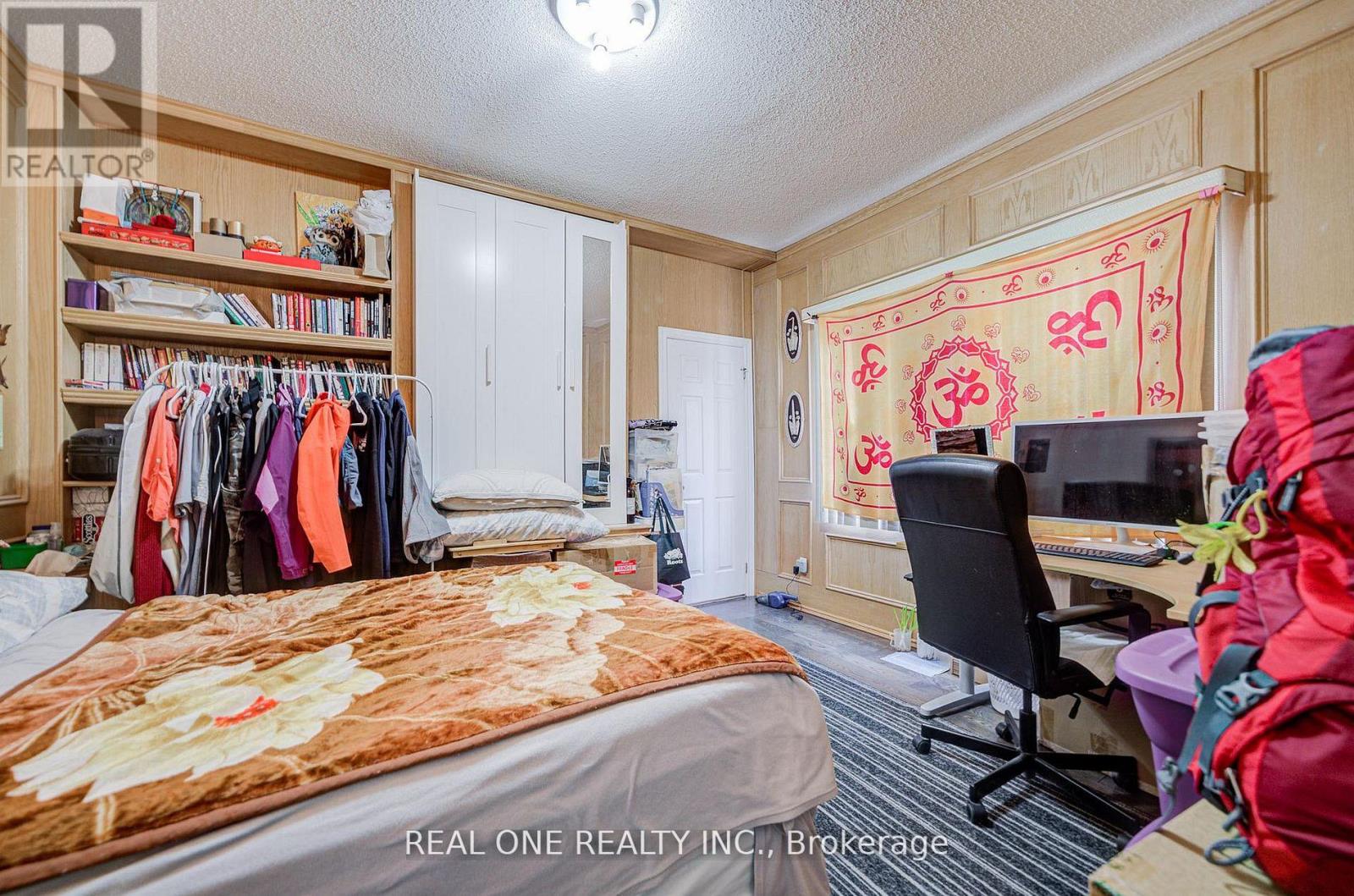 261 MCKEE AVENUE - 35