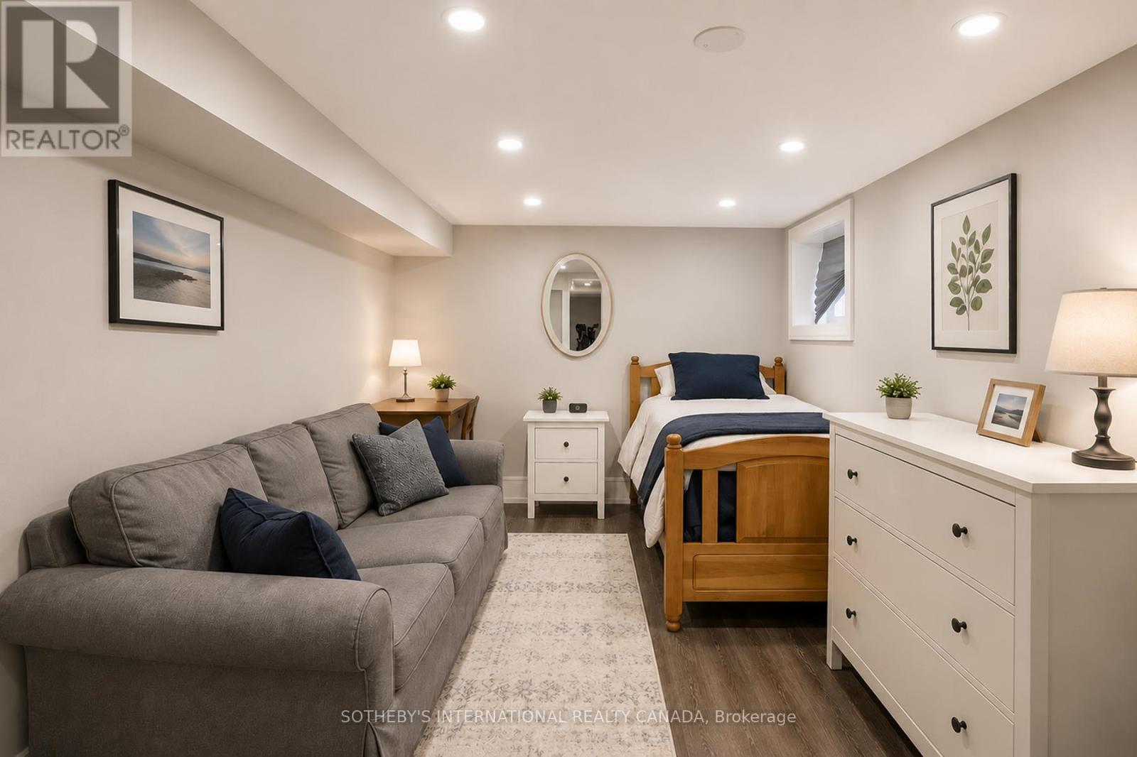 635 PAPE AVENUE - Image 14