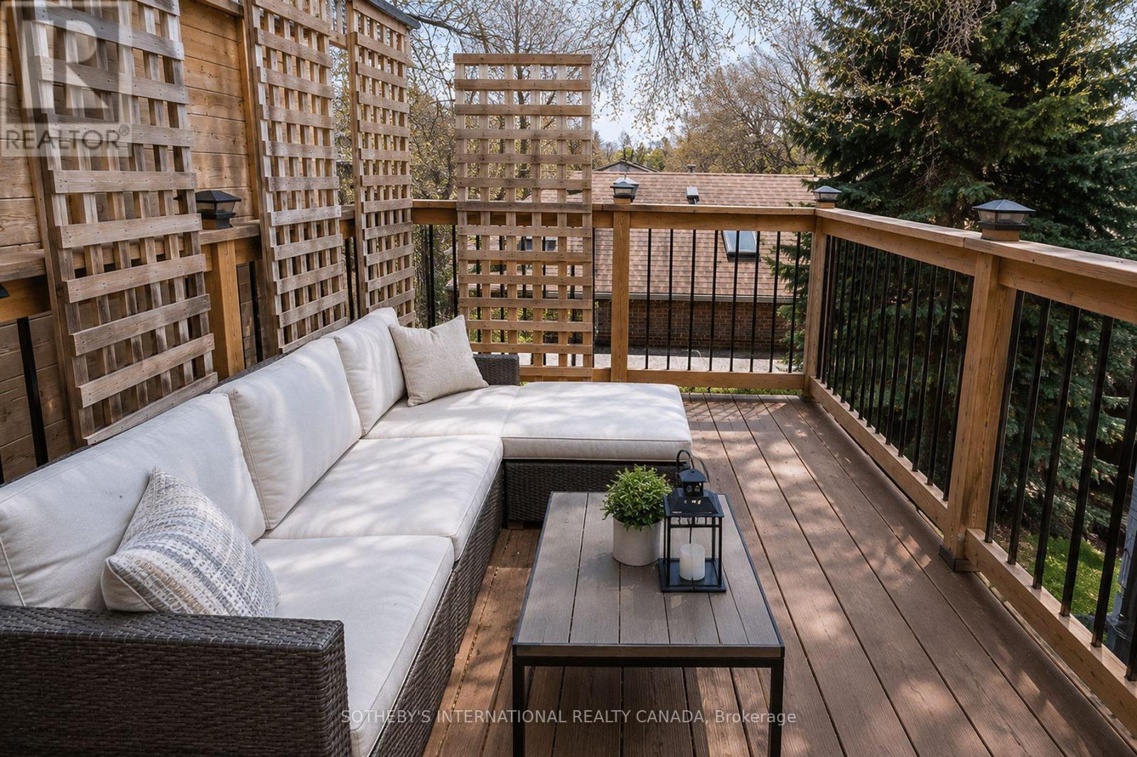 635 PAPE AVENUE - 15